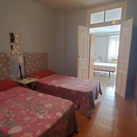 Hostal Martes Caceres Plaza Mayor - Tercer Piso Sin Ascensor Hotel Buitenkant foto