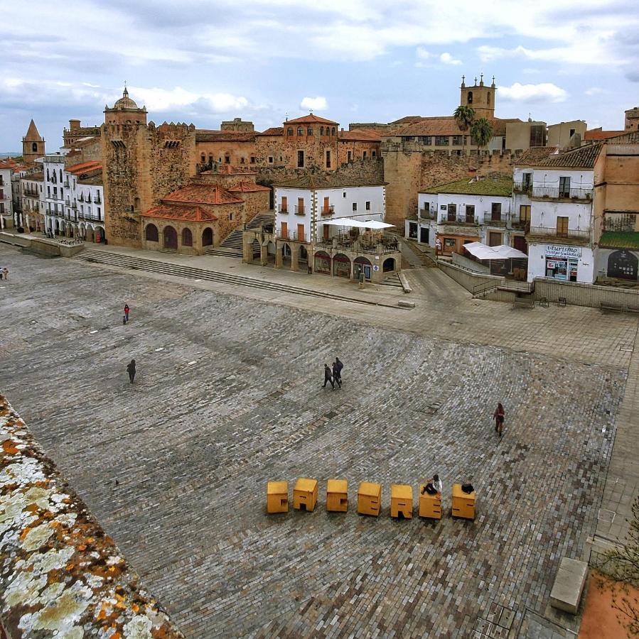 Hostal Martes Caceres Plaza Mayor - Tercer Piso Sin Ascensor Hotel Buitenkant foto