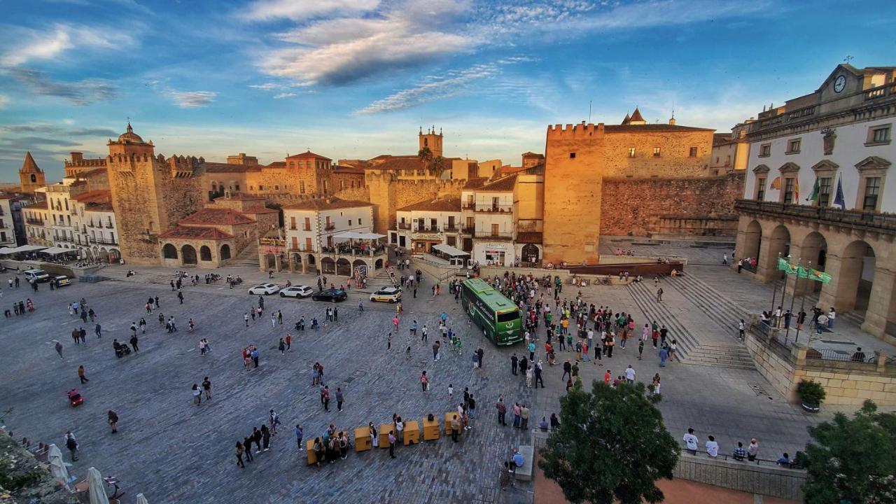 Hostal Martes Caceres Plaza Mayor - Tercer Piso Sin Ascensor Hotel Buitenkant foto